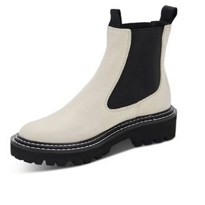 DOLCE VITA Moana Ivory Leather Slip On Boots NIB 9